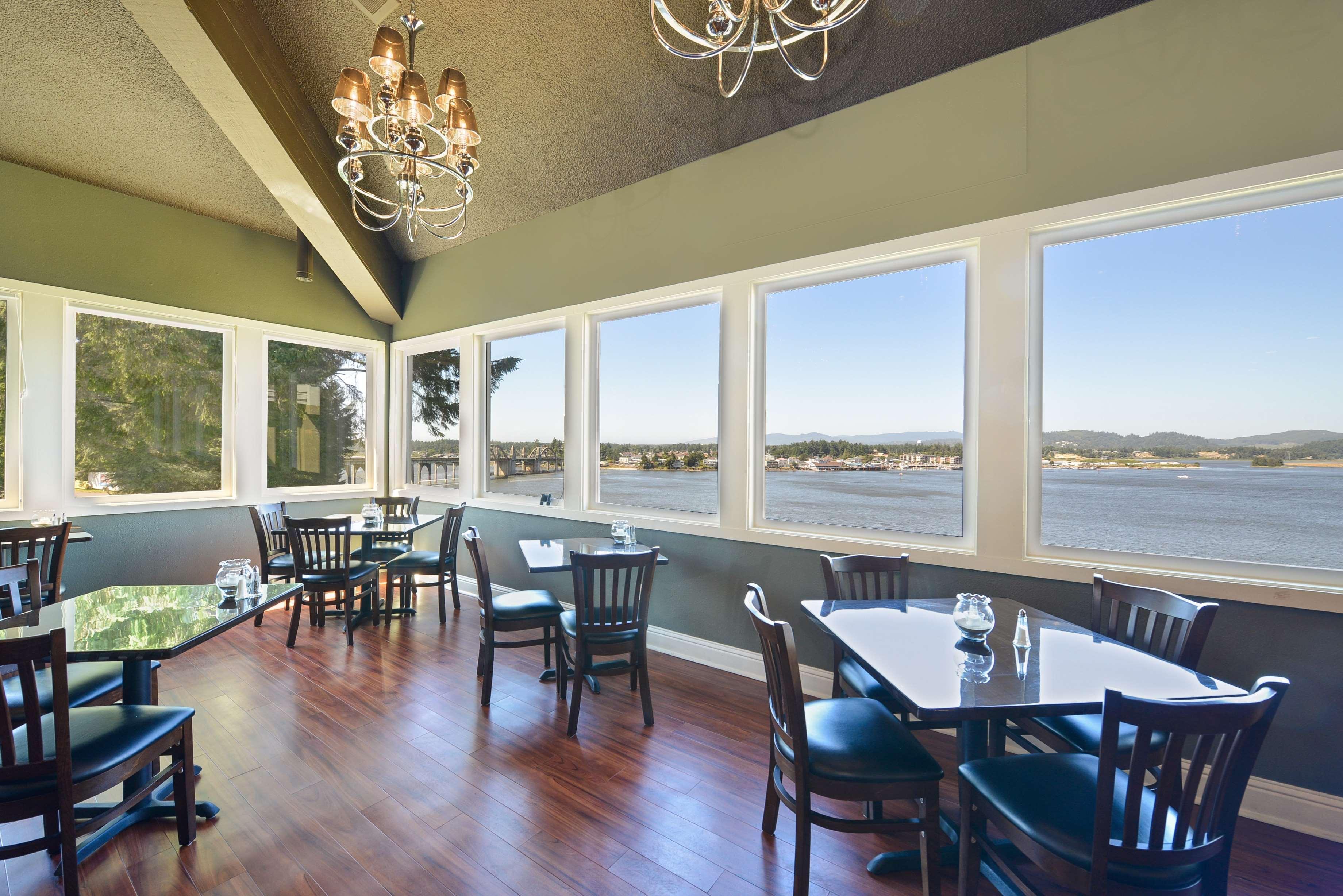 Best Western Pier Point Inn Флоренс Екстер'єр фото